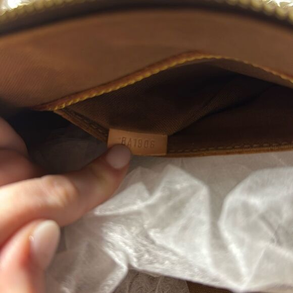 ✅AUTHENTIC✅LOUIS VUITTON ALMA PM - Picture 11 of 17